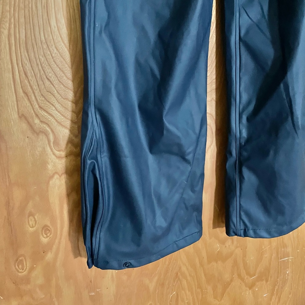 Elka Dry Zone rain pants, ankle snaps, elastic waist, size large - Picture 6 of 10
